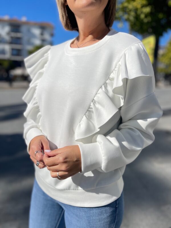 Sudadera volantes blanco. - Imagen 4